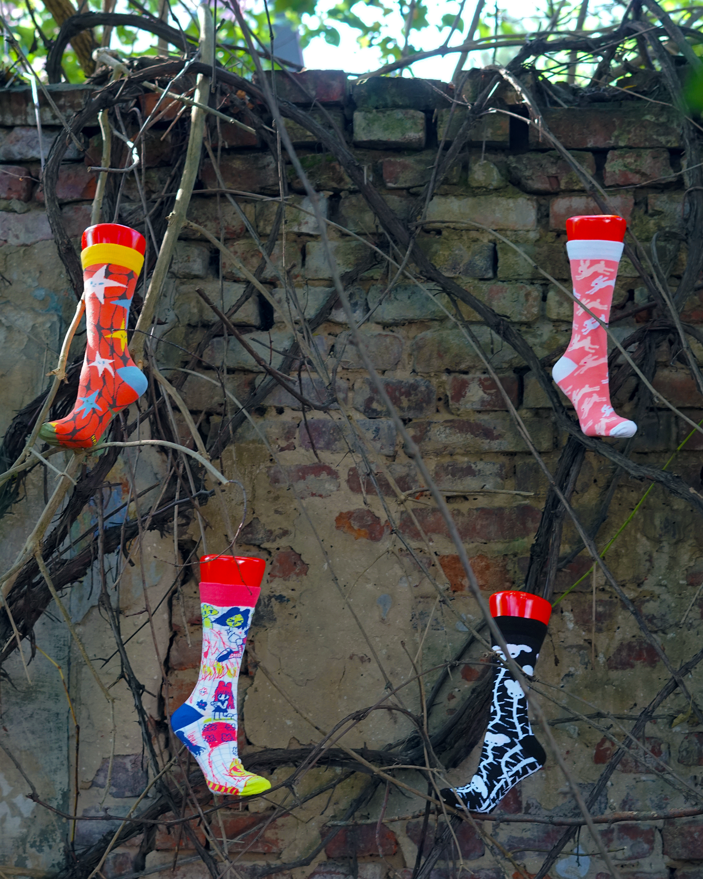 SKETCHY socks by JAVVIE