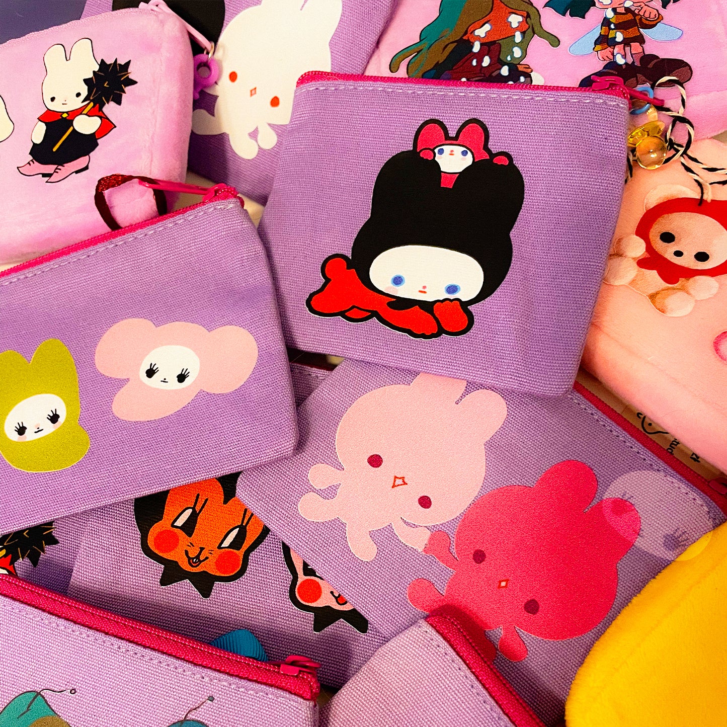 MIX coin purses by XUH and JAVVIE