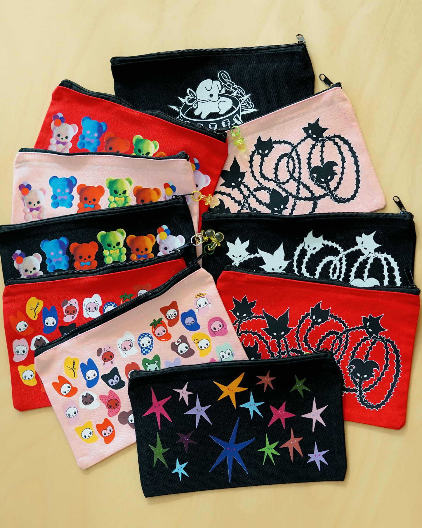 STARS pencil case by XUH